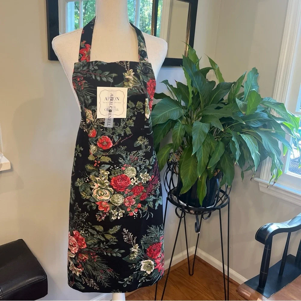 April Cornel Merry Black Apron Holly Berries Roses NWT